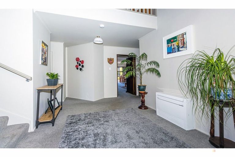 Photo of property in 30 Forest Road, Geraldine, 7930