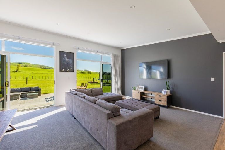 Photo of property in 100 Lindsay Road, Waipukurau, 4283