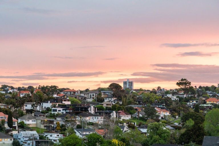 Photo of property in 137 Shore Road, Remuera, Auckland, 1050