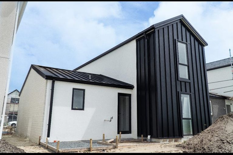 Photo of property in 7 Liberty Street, Papamoa, 3118