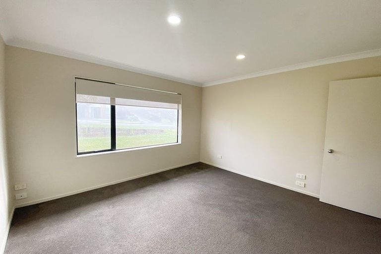 Photo of property in 44 Saralee Drive, Manurewa, Auckland, 2105