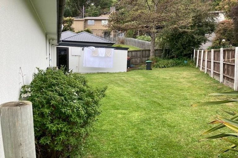 Photo of property in 33 Augusta Street, Redcliffs, Christchurch, 8081