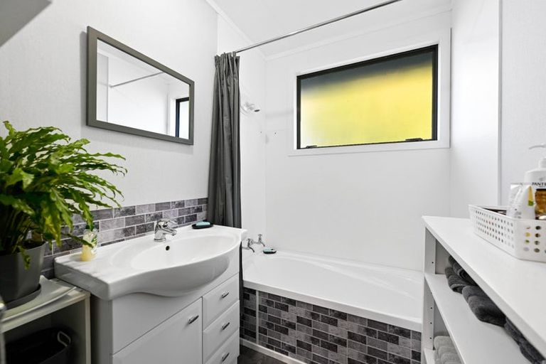 Photo of property in 8b Norman Street, Nawton, Hamilton, 3200