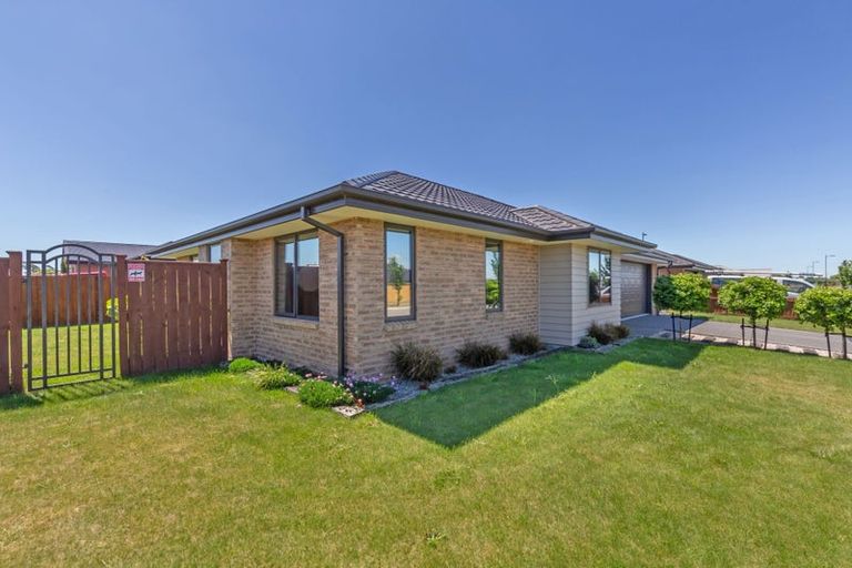 Photo of property in 56 Granite Drive, Rolleston, 7614