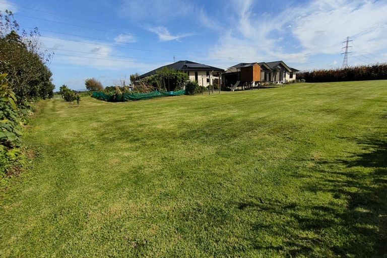 Photo of property in 1217 Glenbrook Road, Glenbrook, Waiuku, 2681