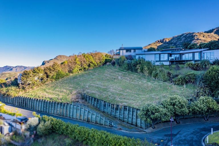 Photo of property in 11 Hyllton Heights, Lyttelton, 8082