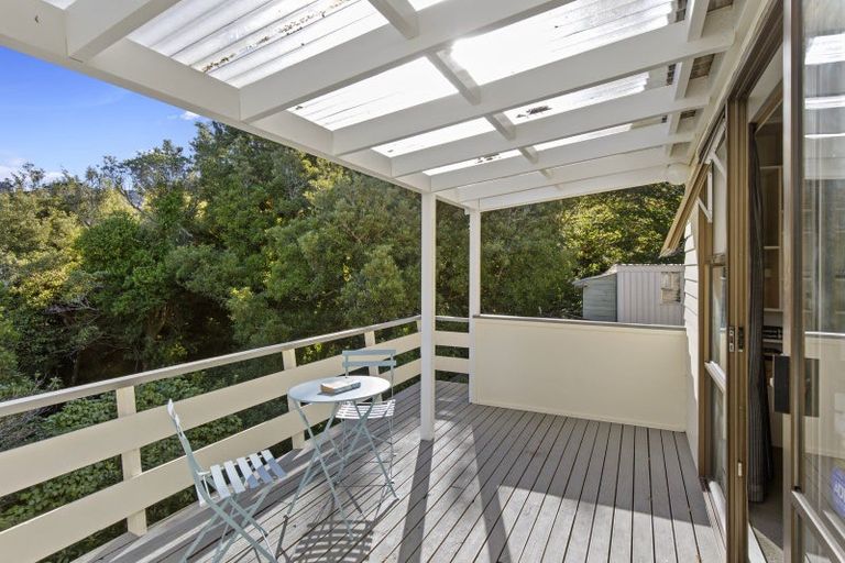 Photo of property in 10 Palm Grove, Belmont, Lower Hutt, 5010