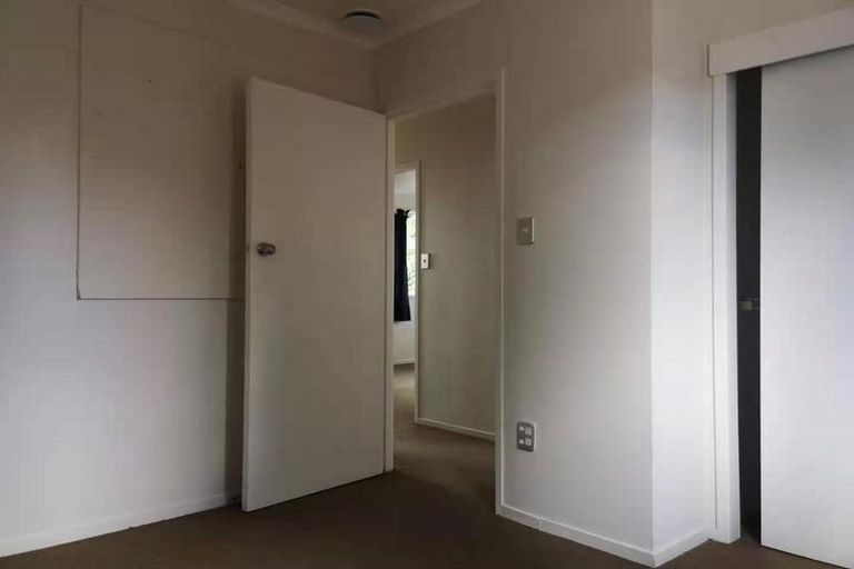 Photo of property in 41 Triangle Road, Massey, Auckland, 0614