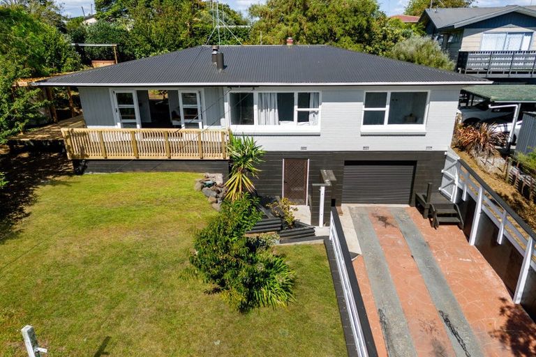 Photo of property in 3 Maynard Place, Temple View, Hamilton, 3218