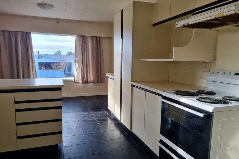 Photo of property in 1 Wavell Crescent, Lansdowne, Masterton, 5810