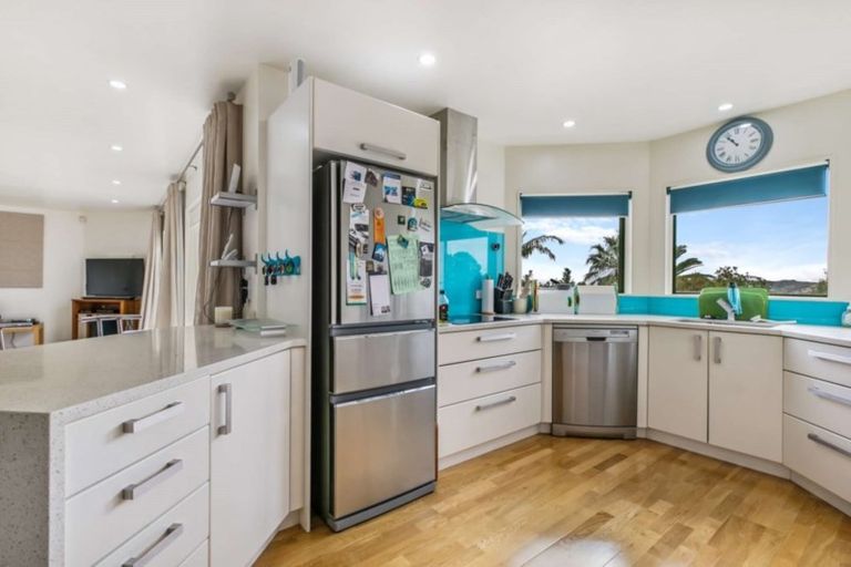 Photo of property in 22 Clansman Terrace, Gulf Harbour, Whangaparaoa, 0930