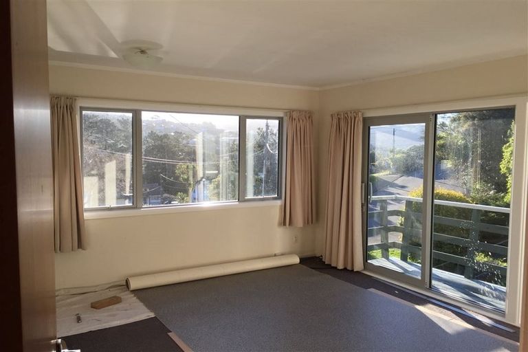Photo of property in 1/90 Helston Road, Paparangi, Wellington, 6037