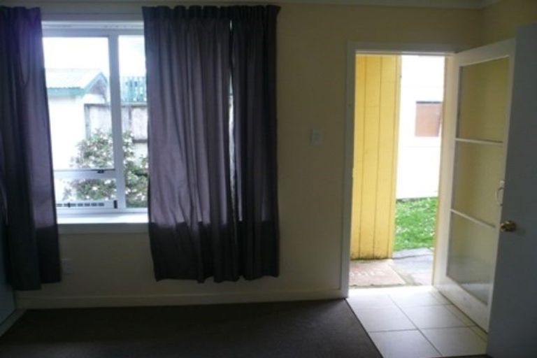 Photo of property in 2/12 Routley Drive, Glen Eden, Auckland, 0602