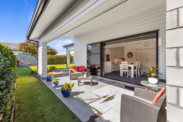 Photo of property in 79 Sandhurst Drive, Papamoa Beach, Papamoa, 3118