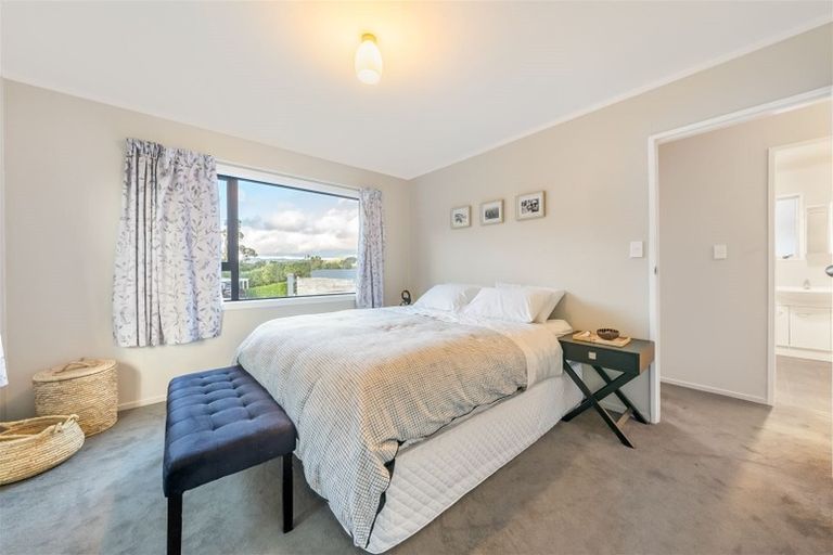 Photo of property in 110 Leeward Drive, Whitby, Porirua, 5024
