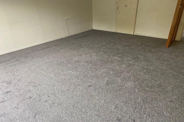 Photo of property in 2/25 Overton Road, Papatoetoe, Auckland, 2025