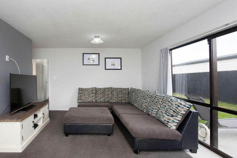 Photo of property in 1/64 Bayswater Crescent, Bromley, Christchurch, 8062