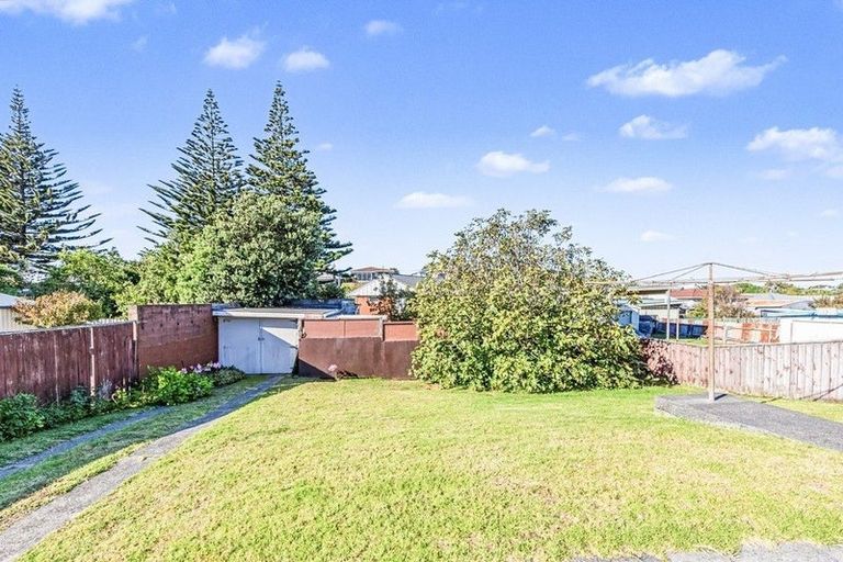 Photo of property in 74a Matai Street, Castlecliff, Whanganui, 4501