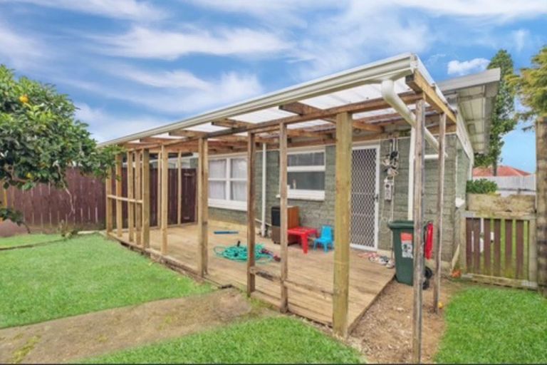 Photo of property in 5/8 Overton Road, Papatoetoe, Auckland, 2025