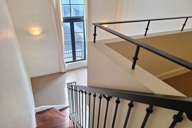 Photo of property in Dakota Buildings, 2d/5 Cheshire Street, Parnell, Auckland, 1052