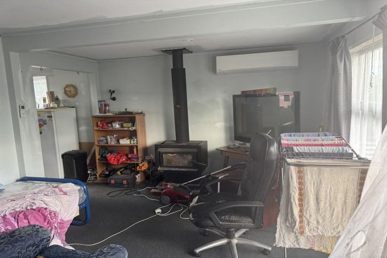 Photo of property in 24 Palgrave Avenue, Flaxmere, Hastings, 4120