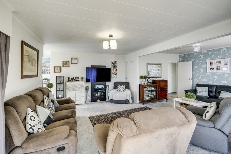 Photo of property in 8 Ngarimu Street, Havelock North, 4130