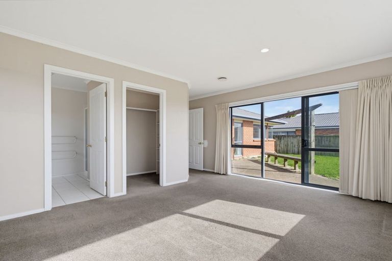 Photo of property in 5 Duggan Drive, Owhata, Rotorua, 3010