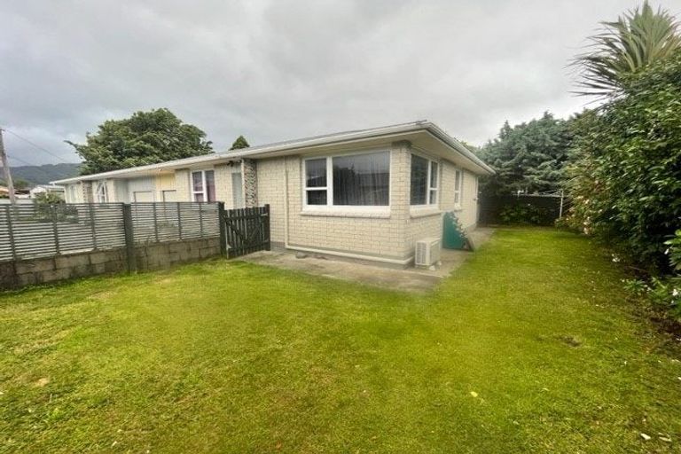 Photo of property in 1/8 Derwent Lee Grove, Epuni, Lower Hutt, 5011