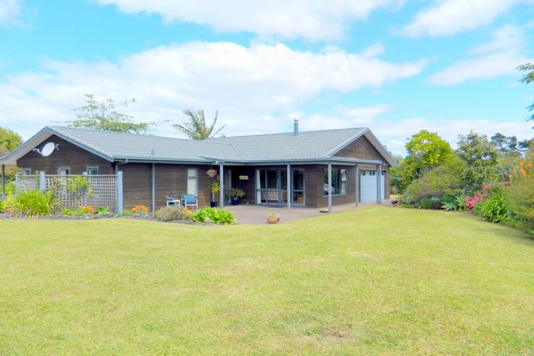 Photo of property in 205 Rangitane Road, Kerikeri, 0294