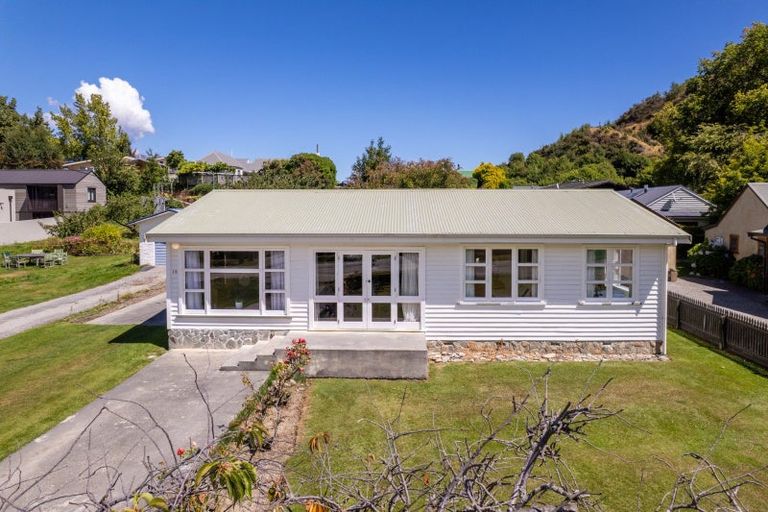 Photo of property in 14 Caernarvon Street, Arrowtown, 9302