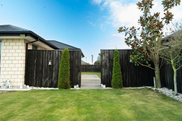 Photo of property in 7 Jefferson Close, Halswell, Christchurch, 8025