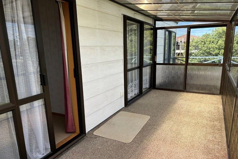 Photo of property in 4 Allan Place, Papamoa Beach, Papamoa, 3118