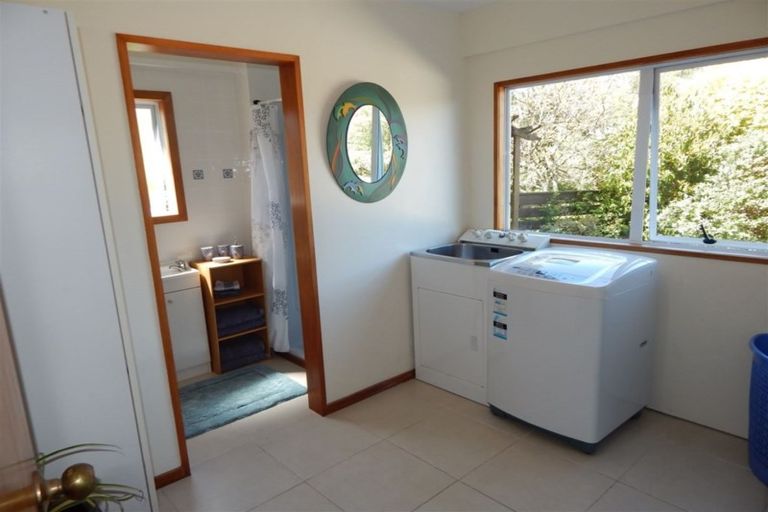 Photo of property in 78 Golf Links Road, Ruatapu, 7883