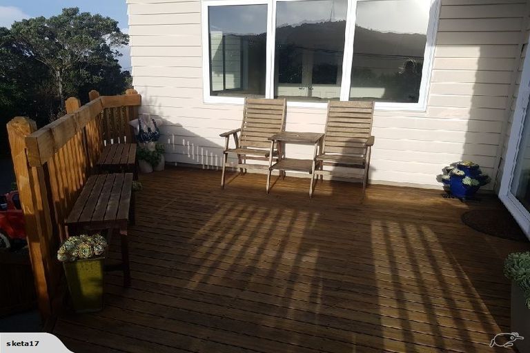 Photo of property in 58 Nicholson Road, Khandallah, Wellington, 6035