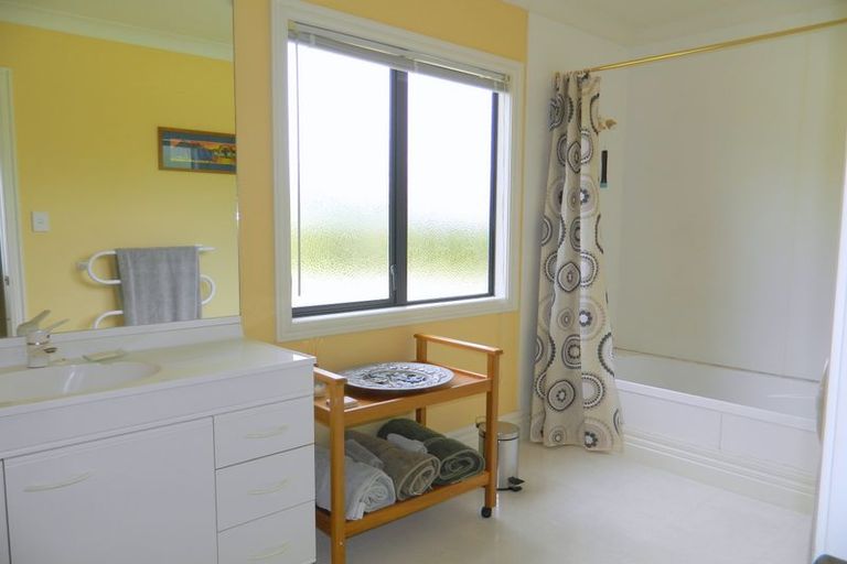 Photo of property in 205 Rangitane Road, Kerikeri, 0294