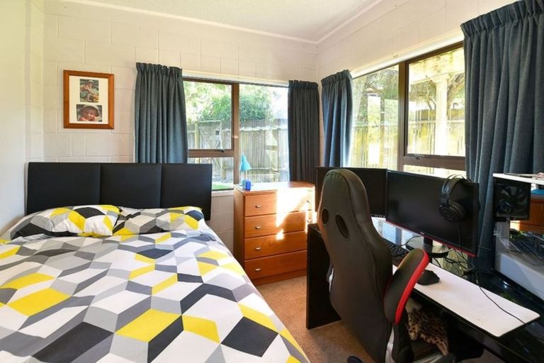 Photo of property in 16 Snells Beach Road, Snells Beach, 0920