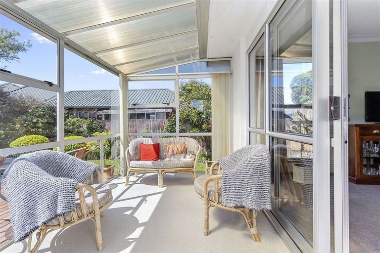 Photo of property in 2/54 Sapphire Street, Casebrook, Christchurch, 8051