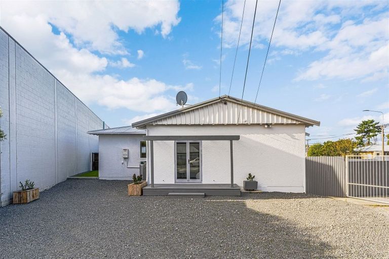 Photo of property in 71 Nursery Road, Phillipstown, Christchurch, 8011