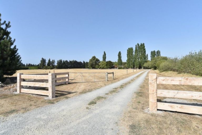 Photo of property in 630 Barkers Road, Loburn, Rangiora, 7472