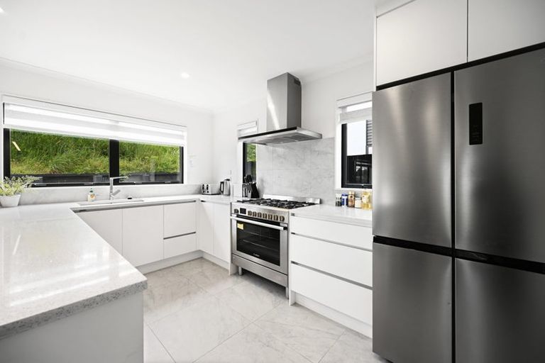 Photo of property in 1 Oku Close, Hillcrest, Hamilton, 3216