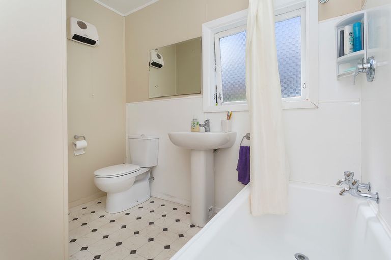 Photo of property in 35 Beta Street, Belleknowes, Dunedin, 9011