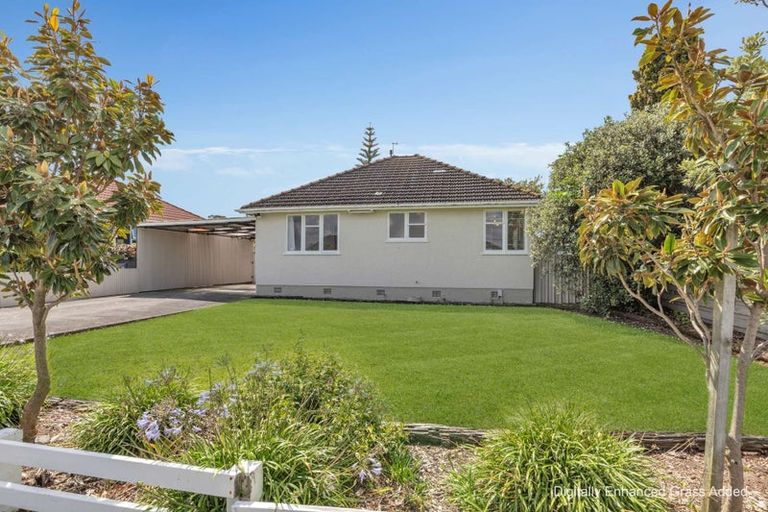 Photo of property in 7 Bristol Crescent, Roslyn, Palmerston North, 4414