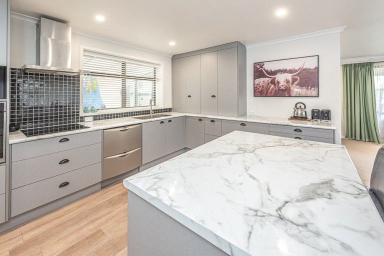 Photo of property in 39 Karamu Street, Tawhero, Whanganui, 4501