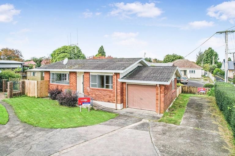 Photo of property in 50c Braid Road, St Andrews, Hamilton, 3200