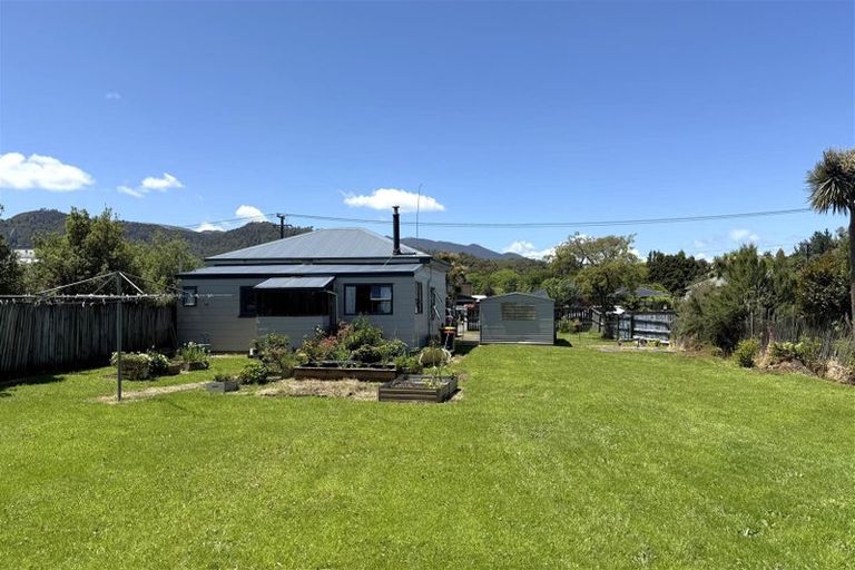 Photo of property in 15 Ranfurly Street, Runanga, 7803