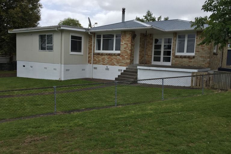 Photo of property in 1 Leslie Avenue, Western Heights, Rotorua, 3015