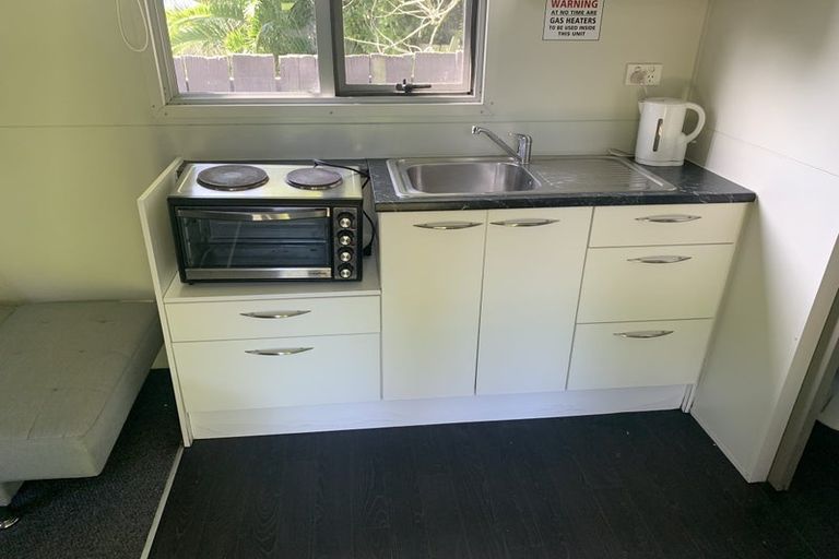 Photo of property in 2/50 Finlayson Avenue, Clendon Park, Auckland, 2103