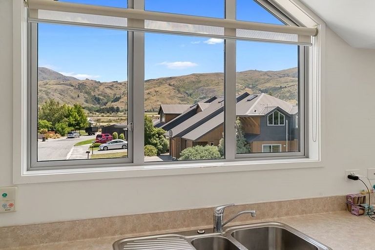 Photo of property in 12a Alluvial Place, Cromwell, 9310