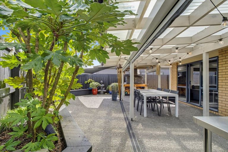 Photo of property in 16a Bullmore Place, Pukehangi, Rotorua, 3015