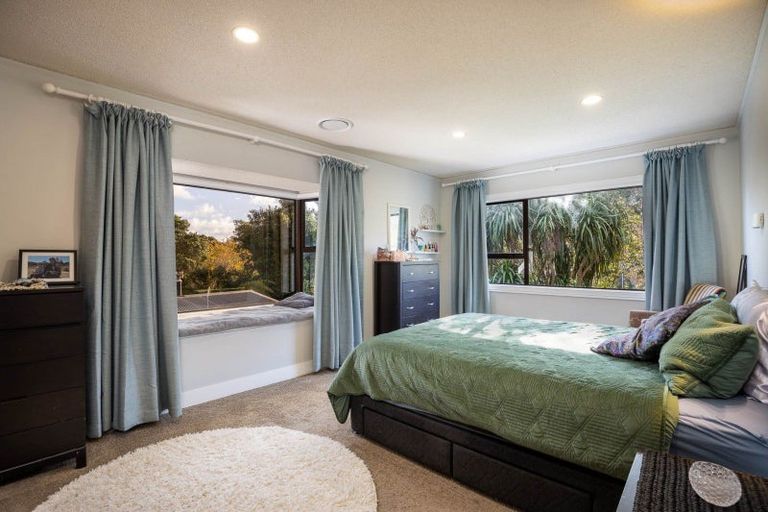 Photo of property in 9 Lombardy Place, Whalers Gate, New Plymouth, 4310